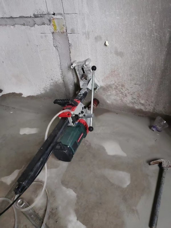 宁海附近打孔师傅电话，专业打孔服务，解决您的装修需求，宁海附近专业钻孔